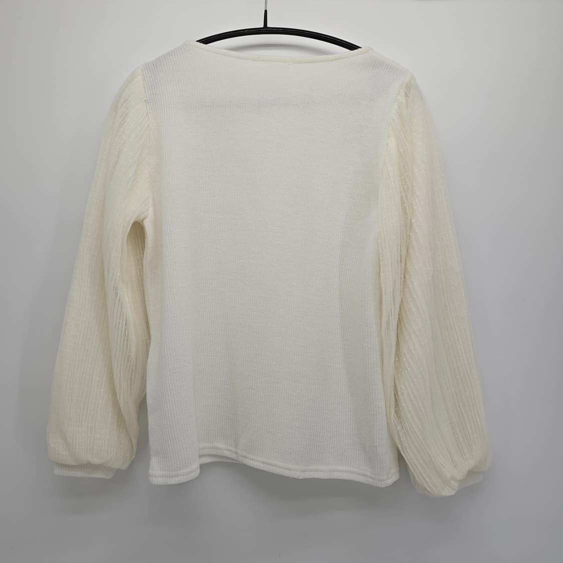 GLACIER
비즈 포인트 니트 블라우스 상품이미지6