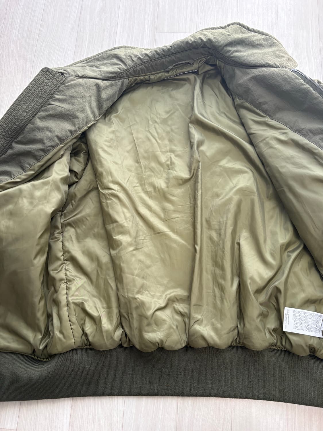 유니클로 x jw앤더슨 나일론 블루종 상품이미지5