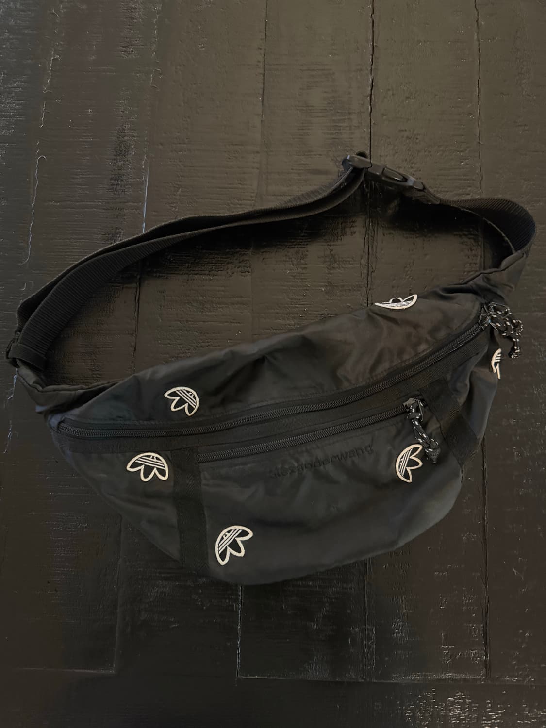 아디다스 x 알렉산더왕 콜라보 크로스백 힙색 상품이미지3