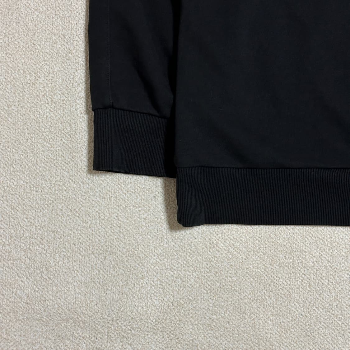 내셔널지오그래픽 웨일 와펜 세미루즈핏 맨투맨 상품이미지4