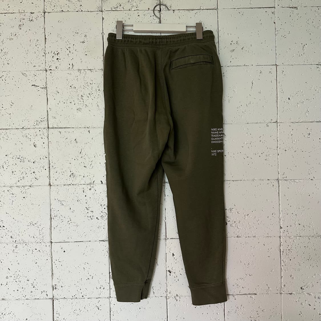 M 나이키 맨투맨 조거팬츠 세트 카키 상품이미지6