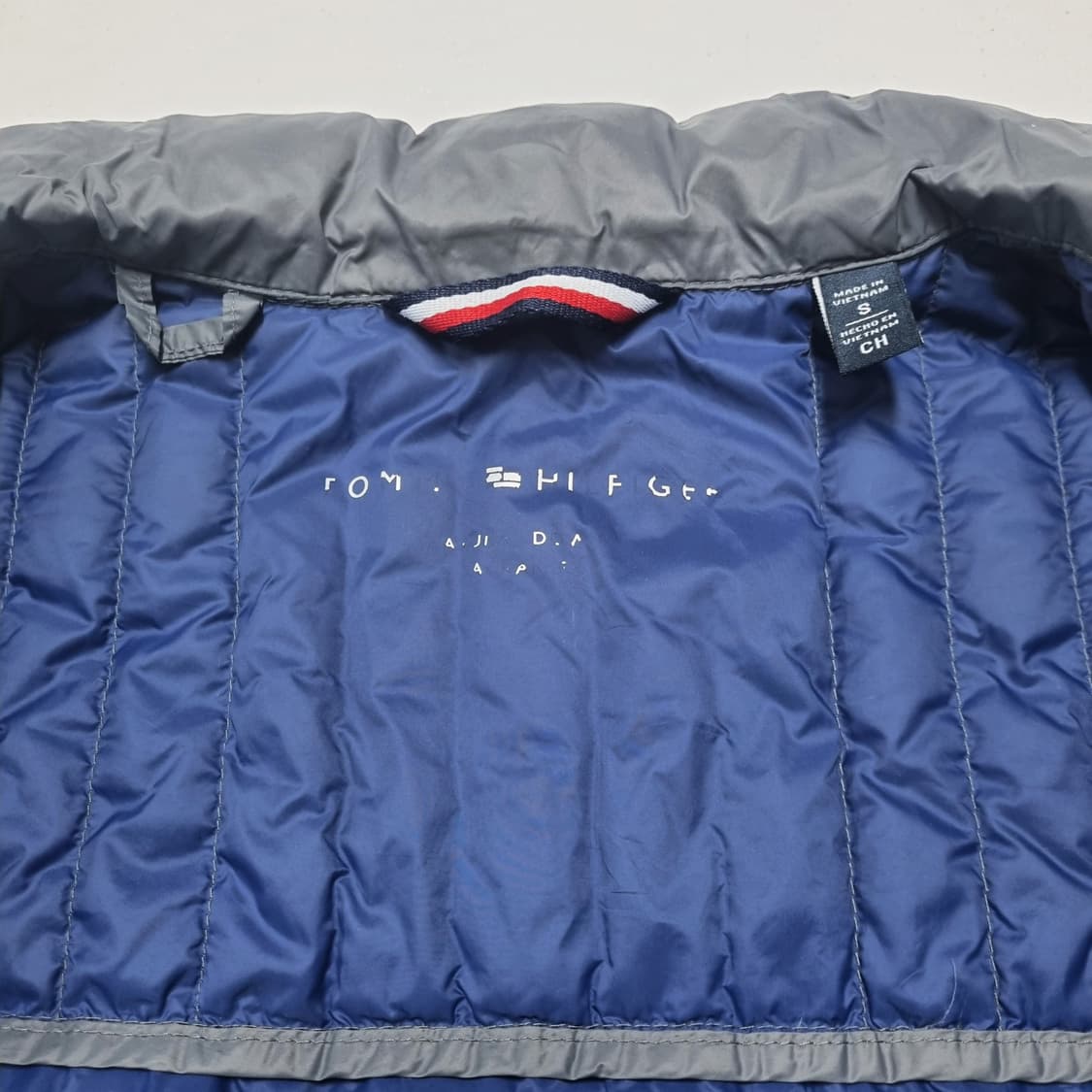 타미힐피거 덕다운 경량패딩 그레이 - S 상품이미지8