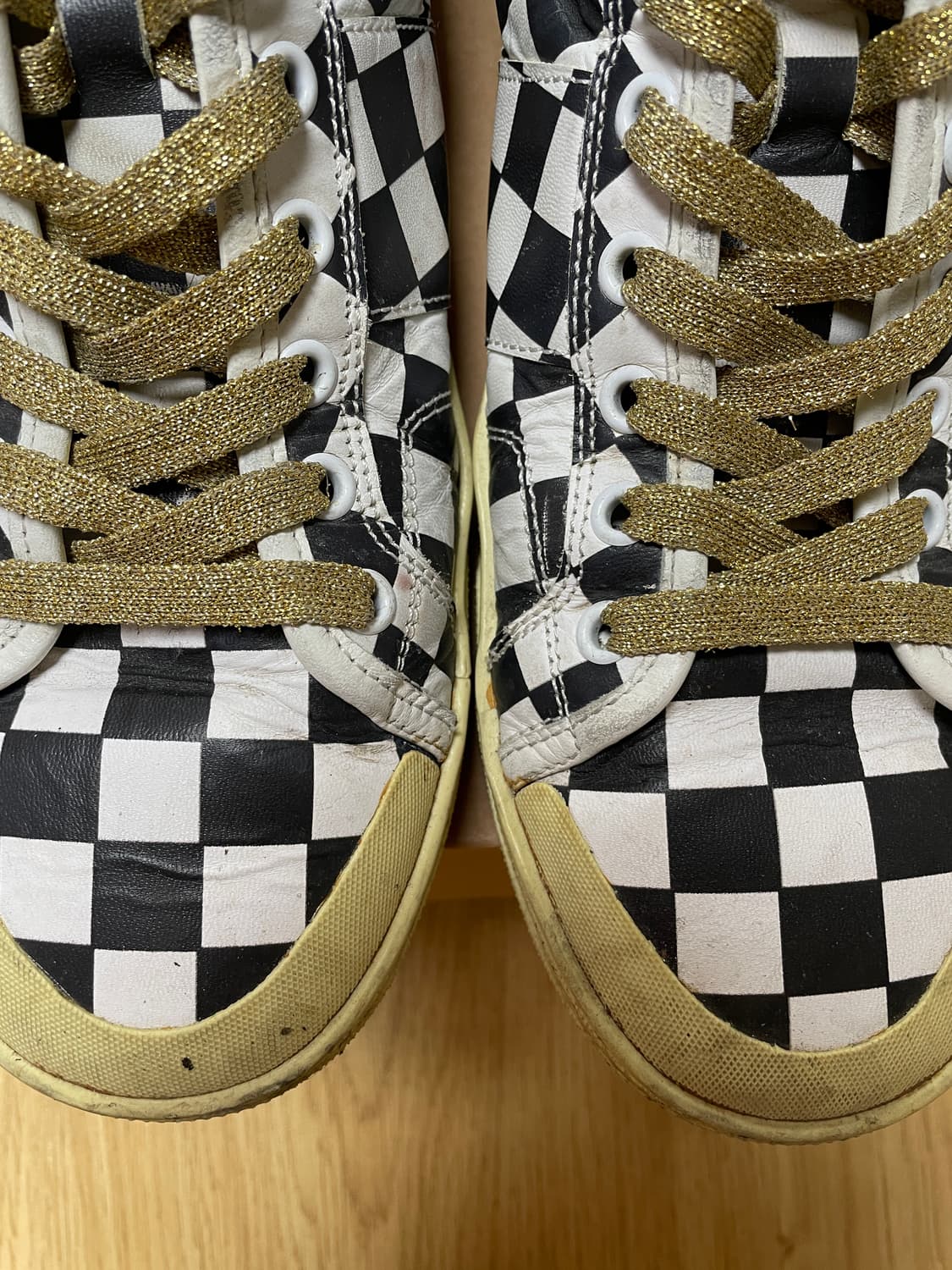 생로랑 체커보드 스니커즈 하이탑 42 상품이미지2