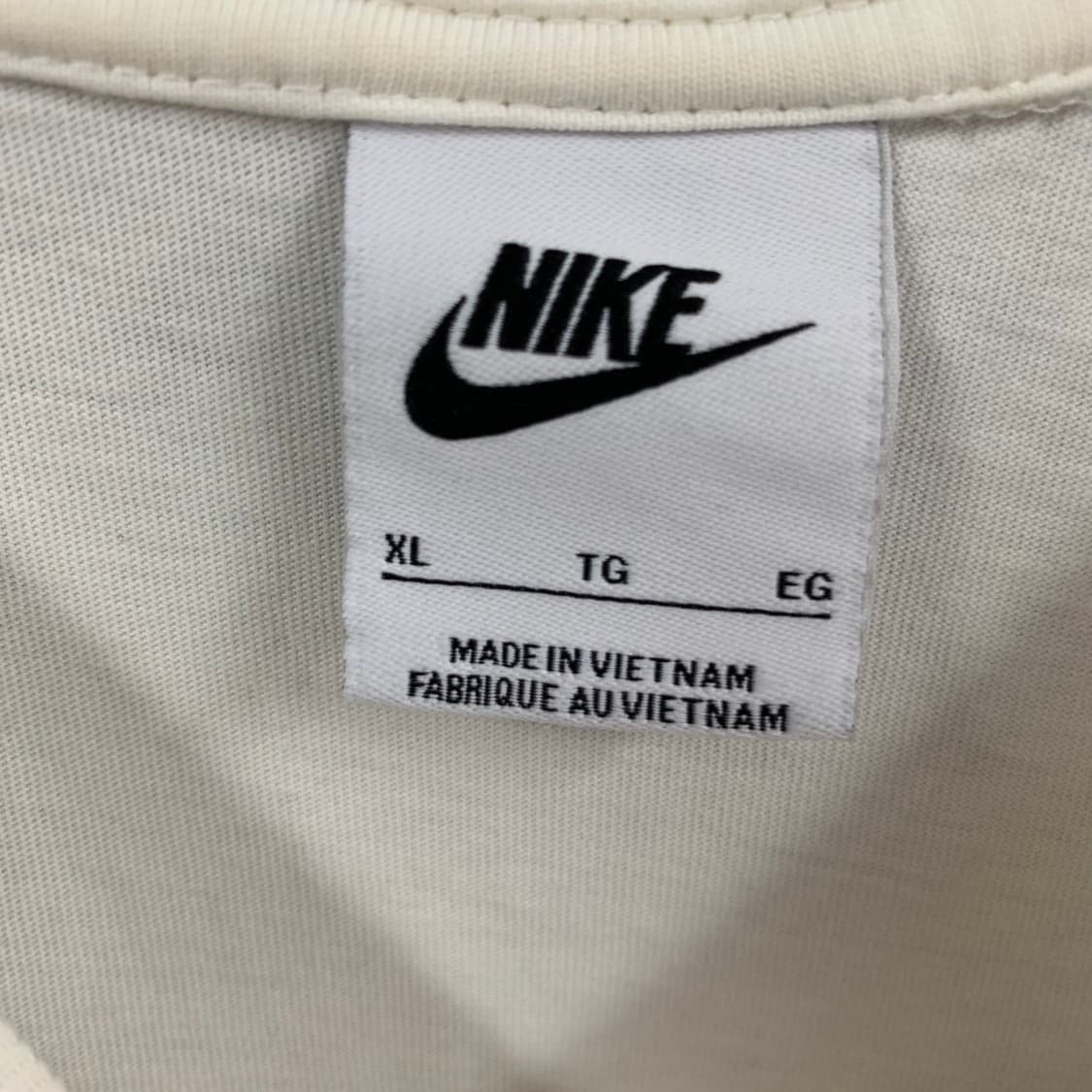 XL 나이키 불독 프린팅 반팔티 상품이미지5