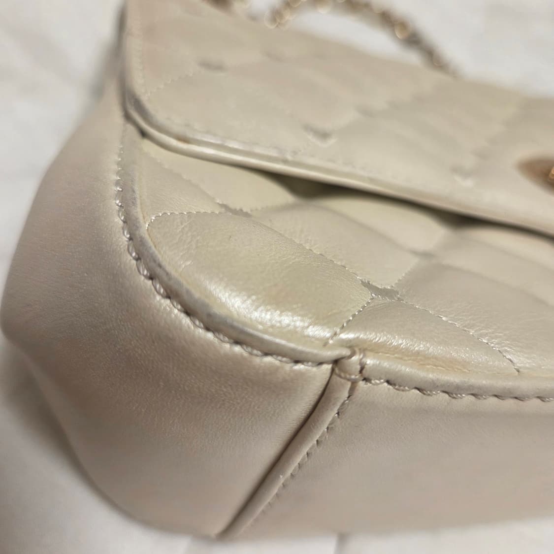 러브캣 히메갸루 화이트 아이보리 하트퀼팅 백 가방 상품이미지4