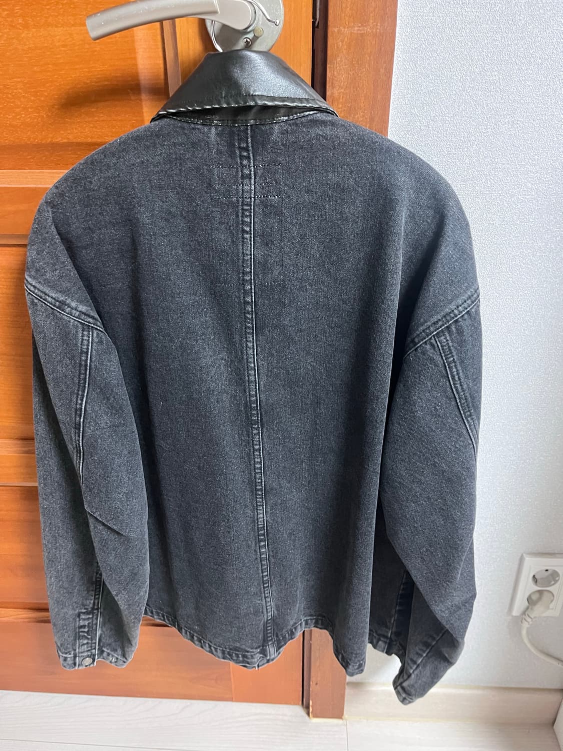 비슬로우 워시드 데님 멀티 포켓 워크자켓 상품이미지5