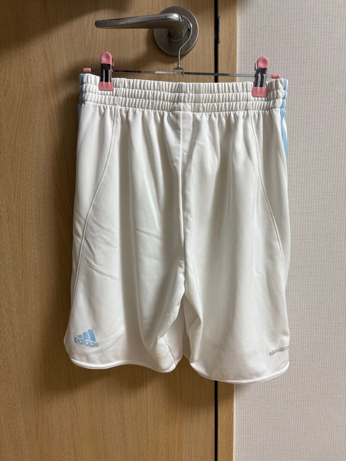 아디다스 흰하 팬츠 반바지 상품이미지3