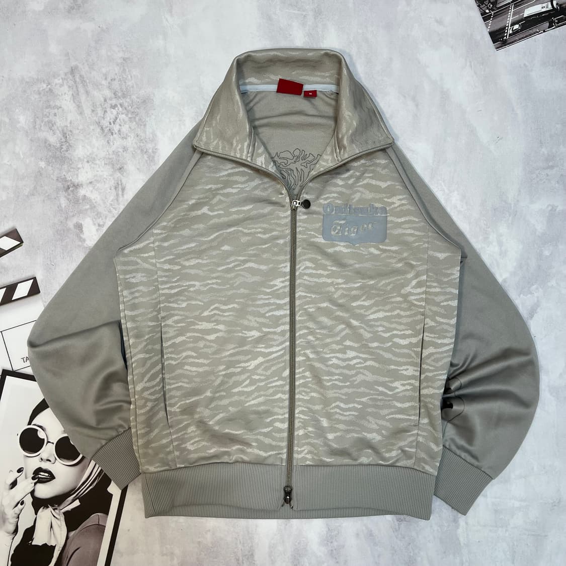 오니츠카타이거 타이거 패턴 자수 트랙탑  상품이미지2