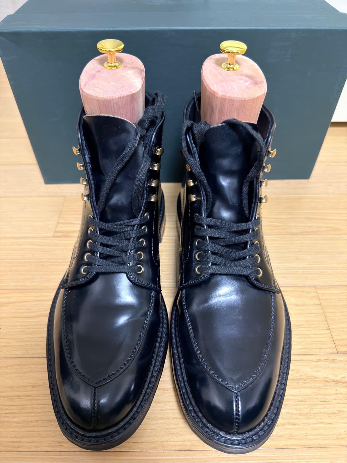 알든 v팁 코도반 부츠 8.5D 사이즈 상품이미지1