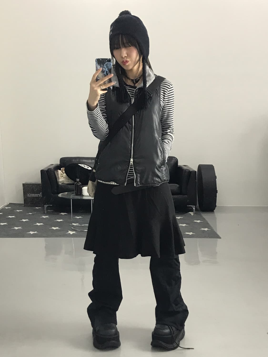 And A Poly Reversible Vest Jumper  상품이미지2