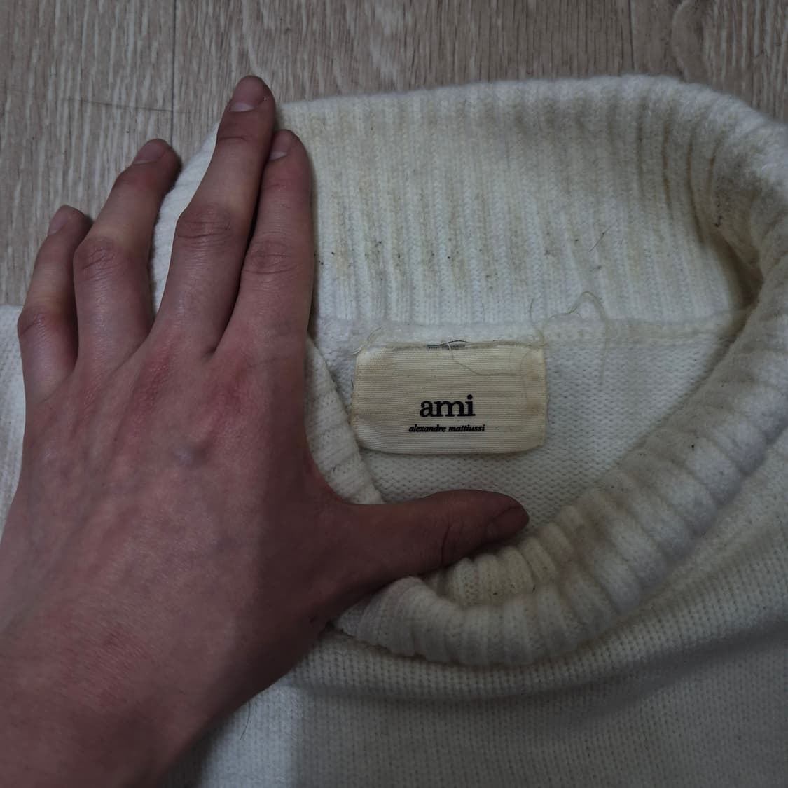 아미 빅하트 로고 터틀넥 목폴라 니트 L(100) 상품이미지6