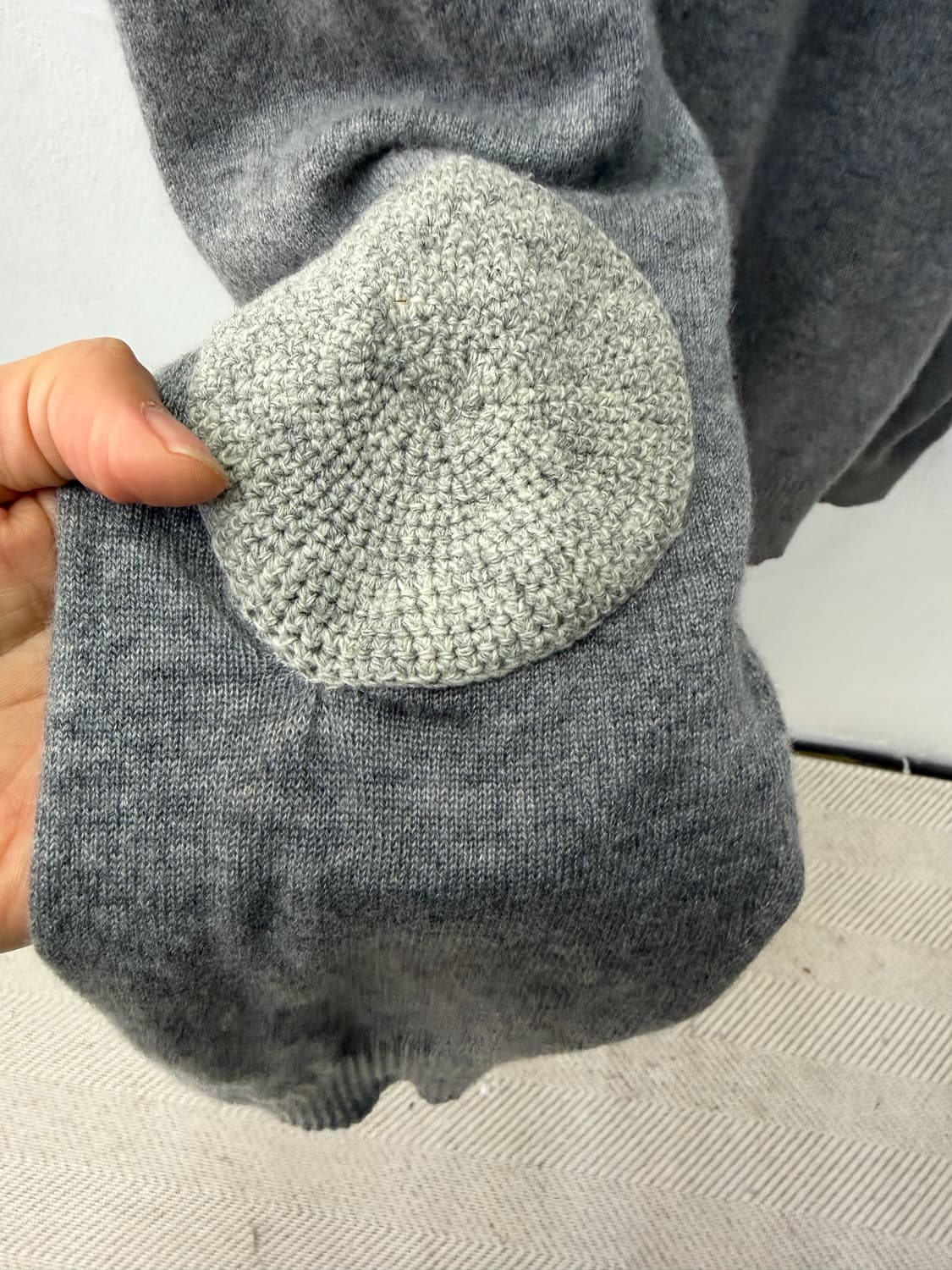 정품) COS 코스 남성 엘보 패치 캐시미어100 니트 XL 상품이미지5