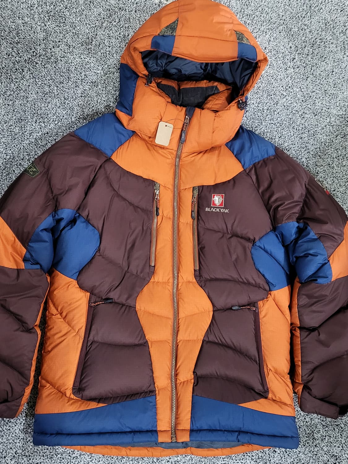 블랙야크 구스다운 자켓 상품이미지1