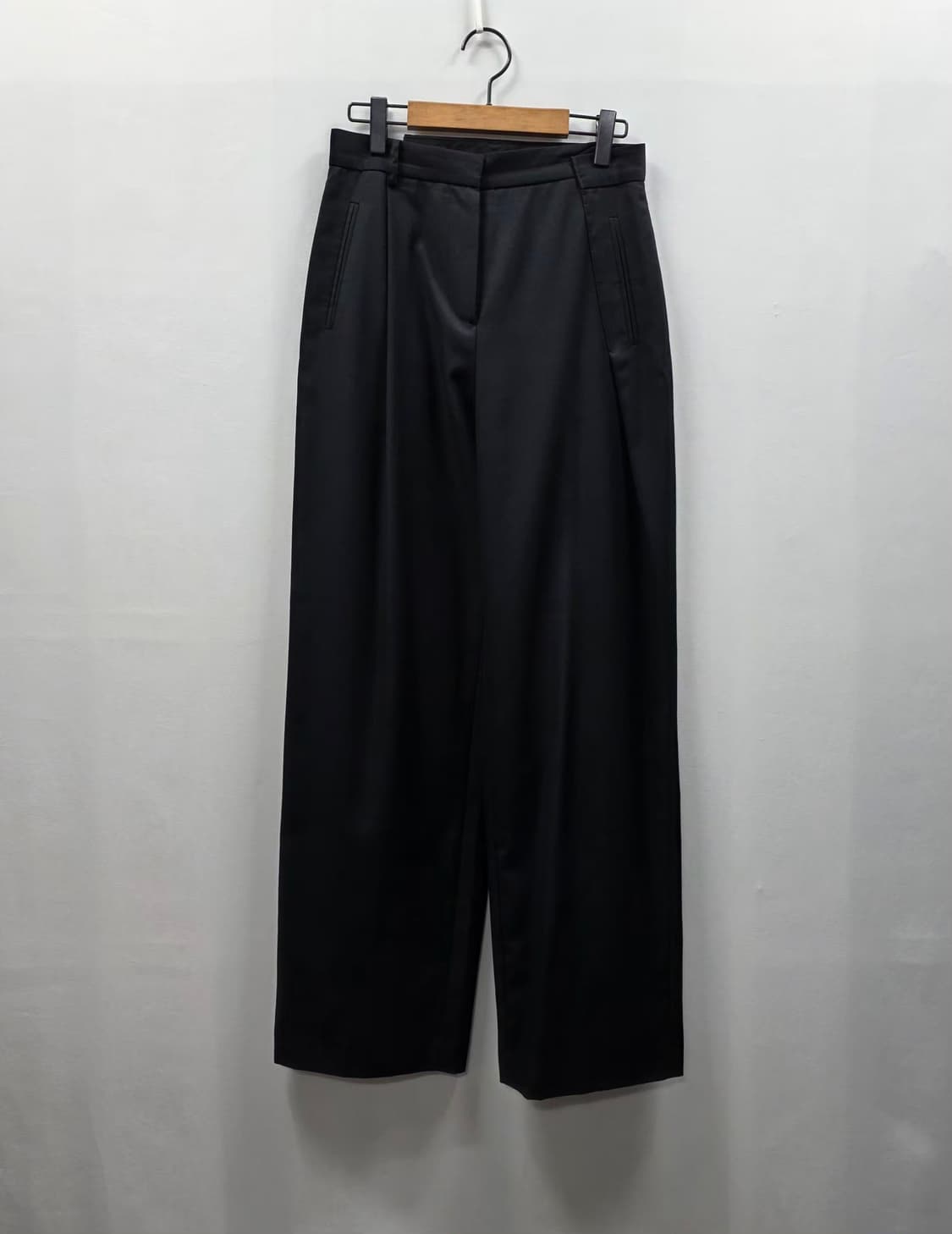 1170 [ MORE THAN YESTERDAY] 블랙 슬랙스 와이드핏 상품이미지1