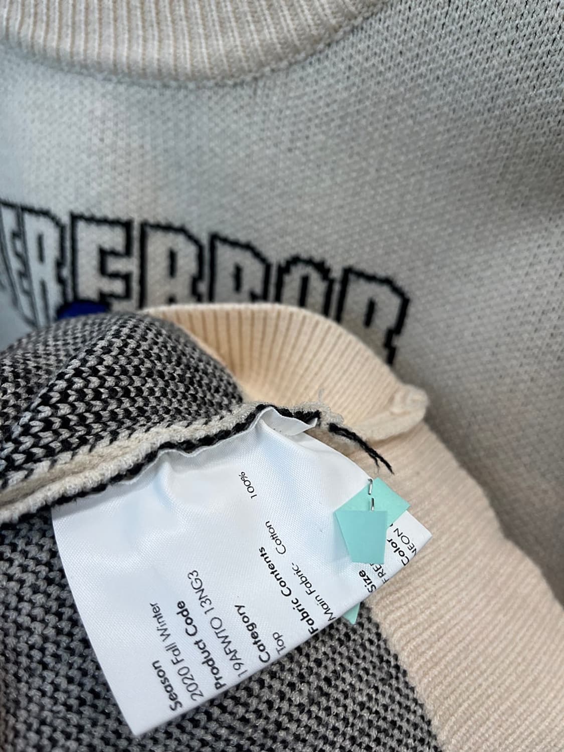 여) 아더에러 오버니트 상품이미지8