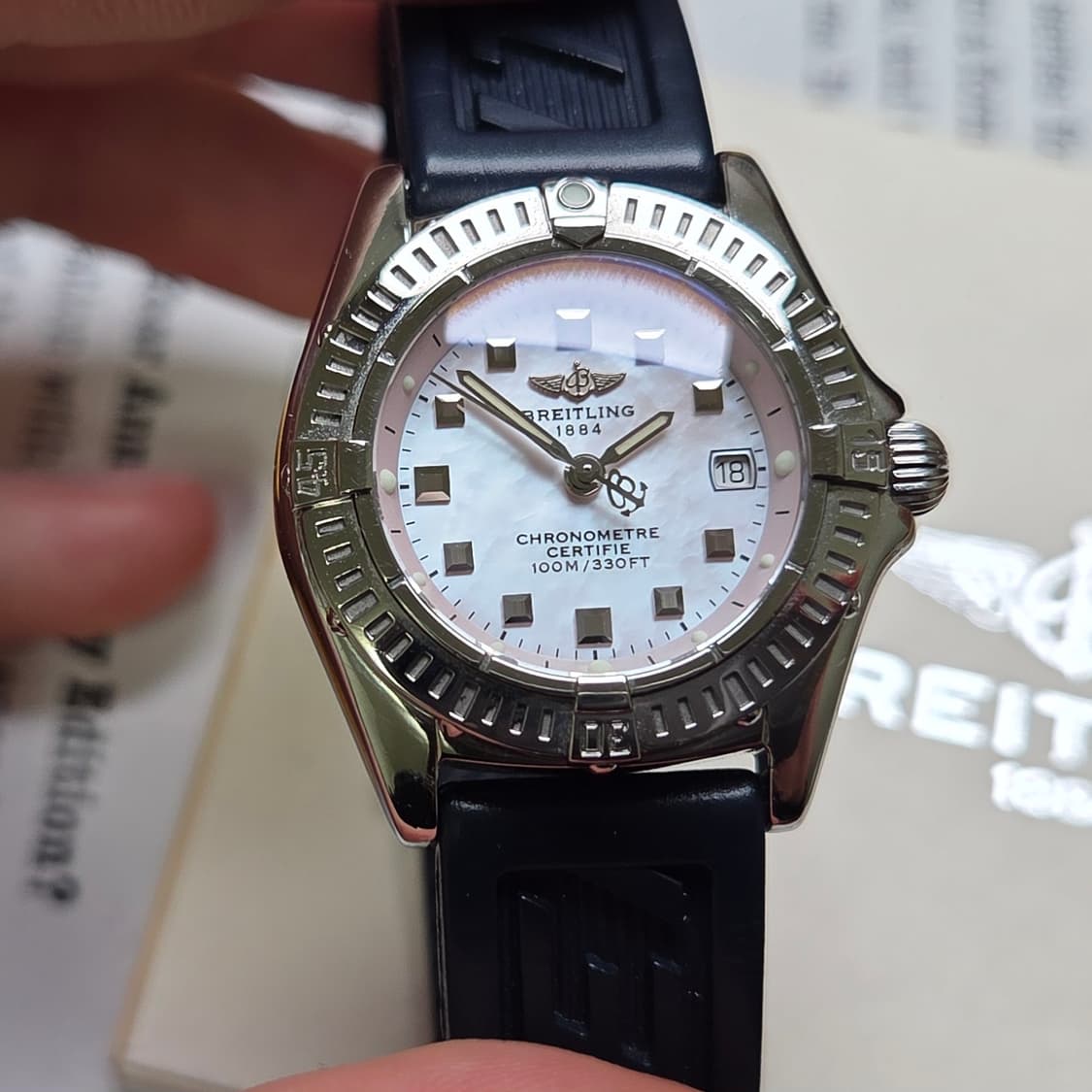 레어] 브라이틀링 칼리스티노 핑크자개 크로노미터 쿼츠 스틸 여성용 풀셋 상품이미지4