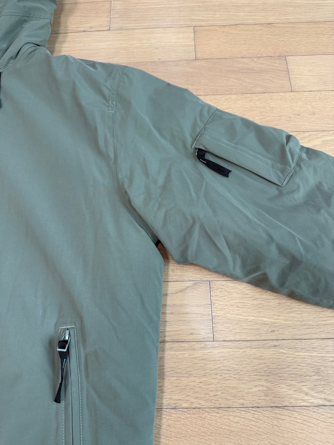 [L] 반스 볼트 x WTAPS 더블탭스 MTE 자켓 스모키 올리브 상품이미지3