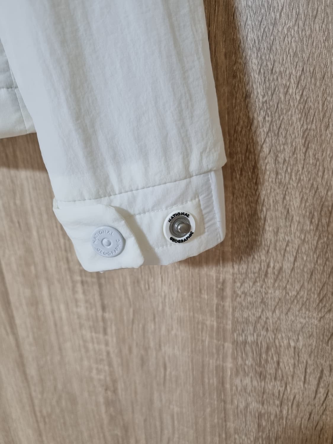 네셔널지오그래픽 바람막이  상품이미지5