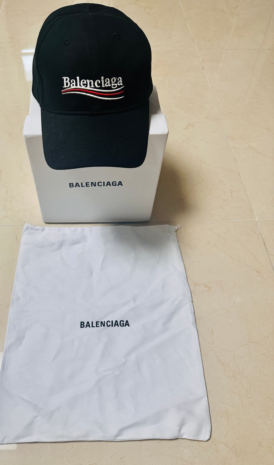 발렌시아가 볼캡 남녀공용 블랙 상품이미지2