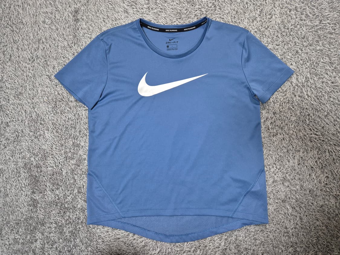 나이키 드라이핏 여성 크롭 기능성 반팔티 S(80) 상품이미지1