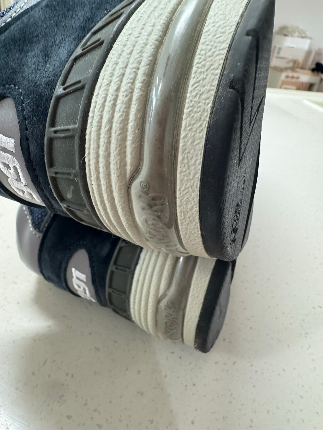 뉴발란스 991 Made in UK 네이비(UK7) 255 판매합니다. 상품이미지6