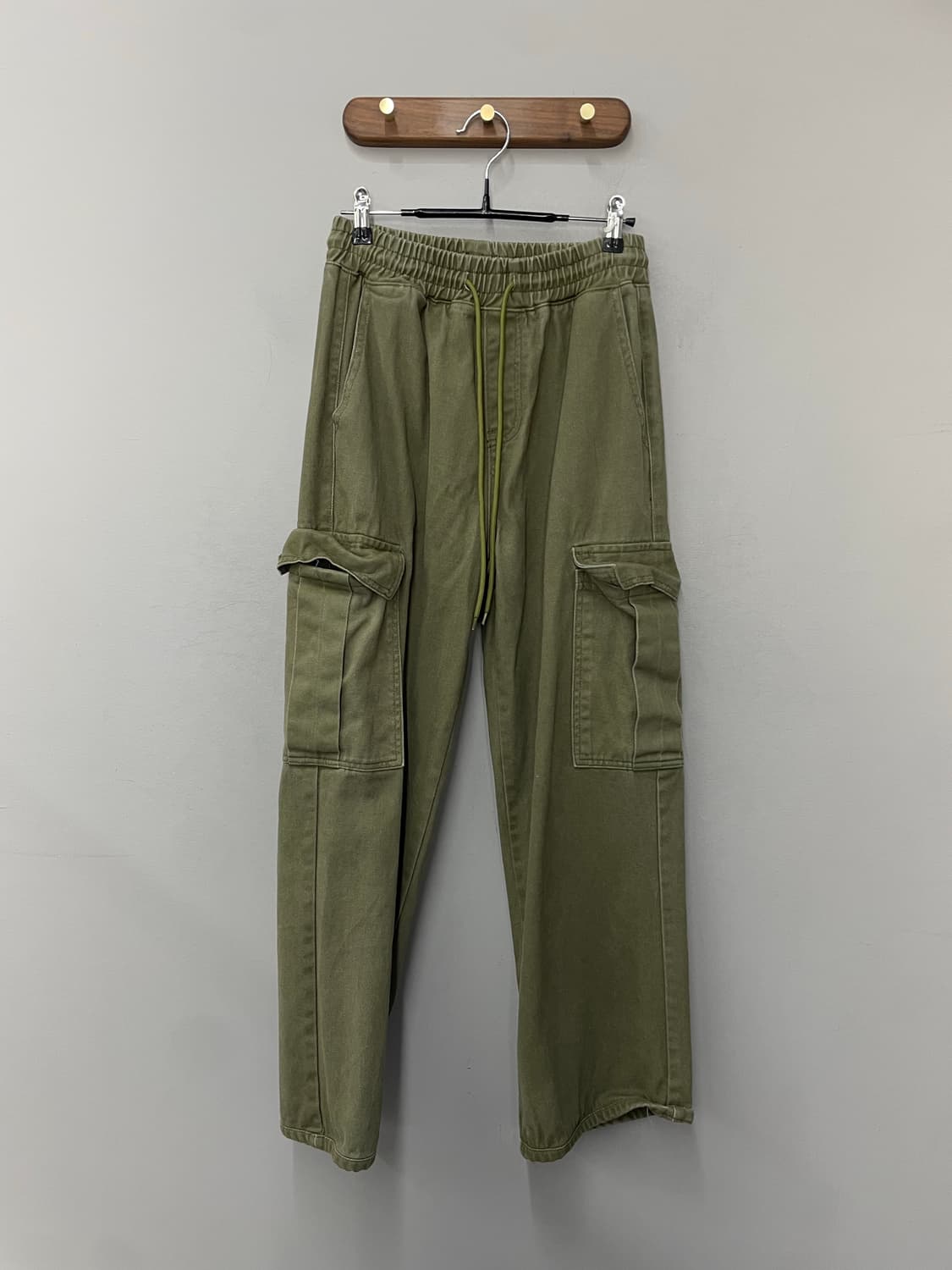 블랙업 카고 밴딩 카키 팬츠 H2807 상품이미지2