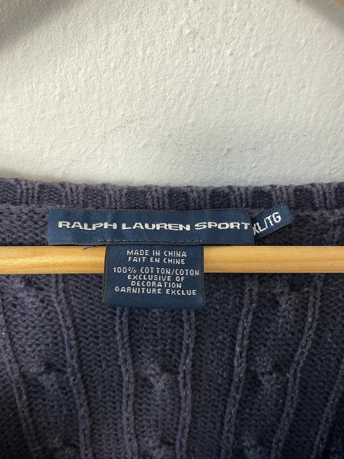 폴로 브이넥 니트  상품이미지5