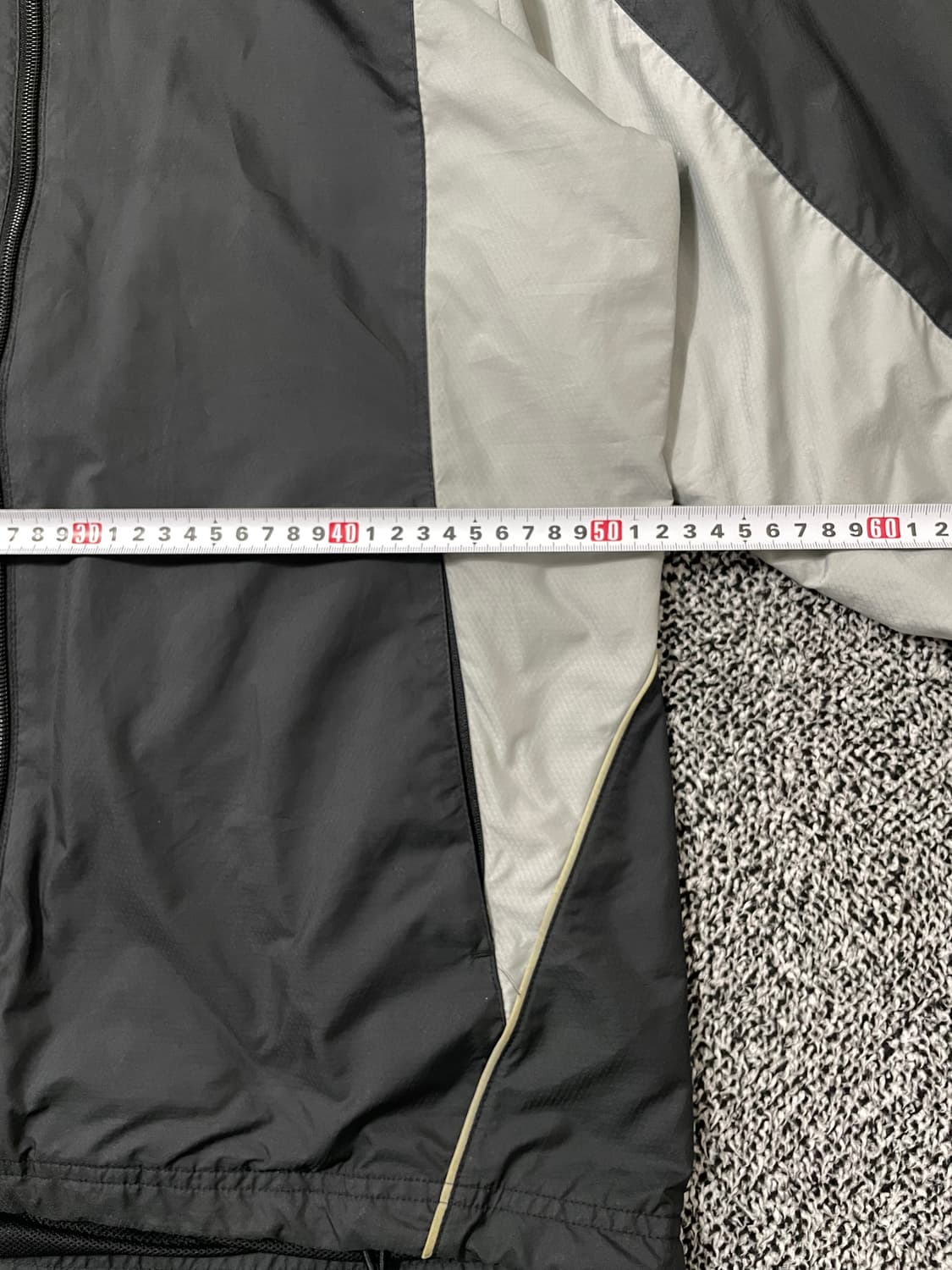 빈티지9. 나이키 올드스쿨 바람막이 블랙 그레이 배색 점퍼 상품이미지5