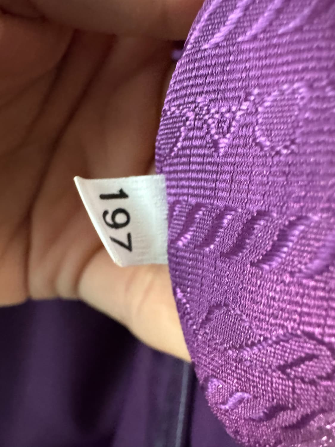 프라다 포코노 로봇 비즈장식 쇼퍼 숄더백 상품이미지6