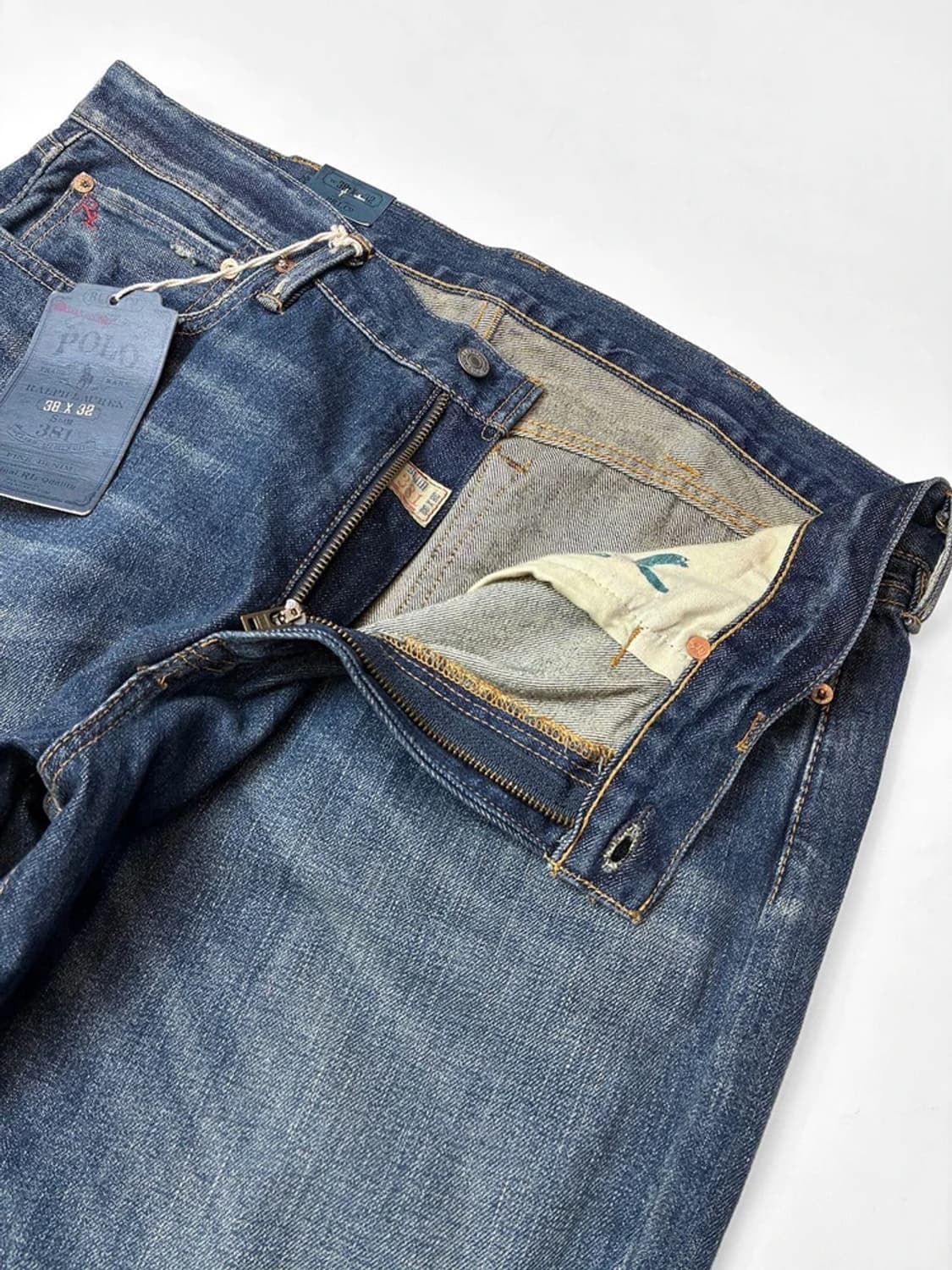 폴로 랄프로렌 가죽 패치드 페이딩 데님 팬츠 PN5404 상품이미지4