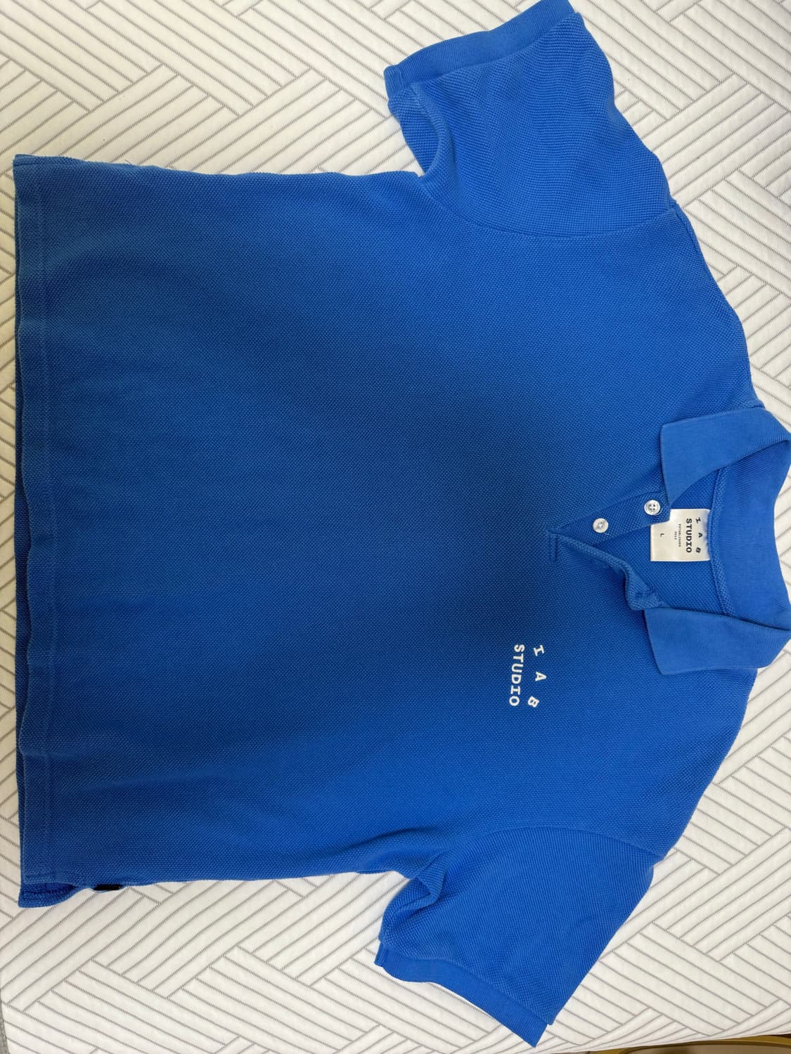 IAB스튜디오 크롭 피케셔츠 블루 상품이미지3