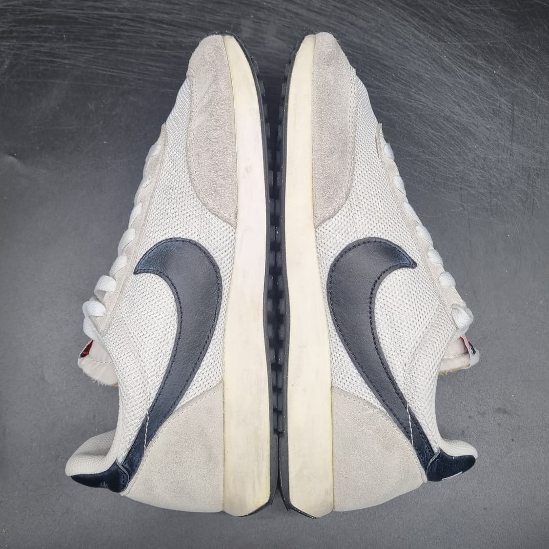 나이키 테일윈드79 스니커즈 255 상품이미지5