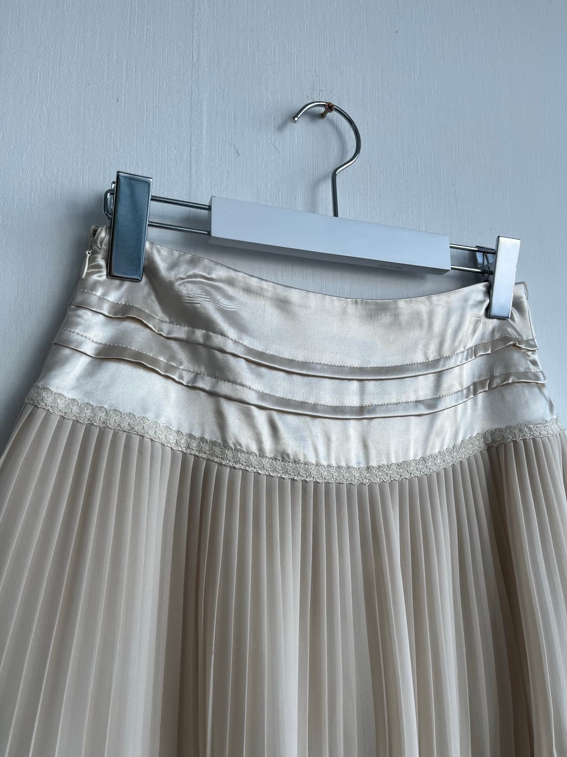 쉬폰 새틴 플리츠 스커트 상품이미지3