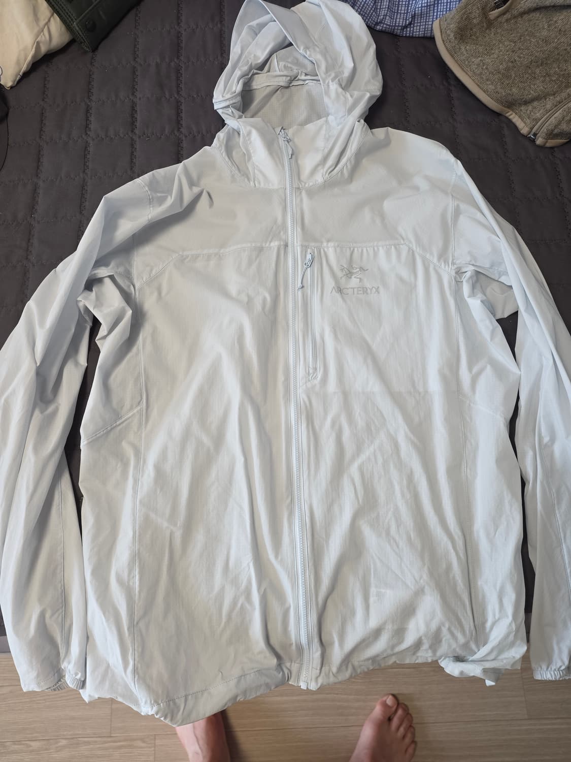 아크테릭스 스쿼미시 데이브레이크색상 l사이즈팝니다 상품이미지1