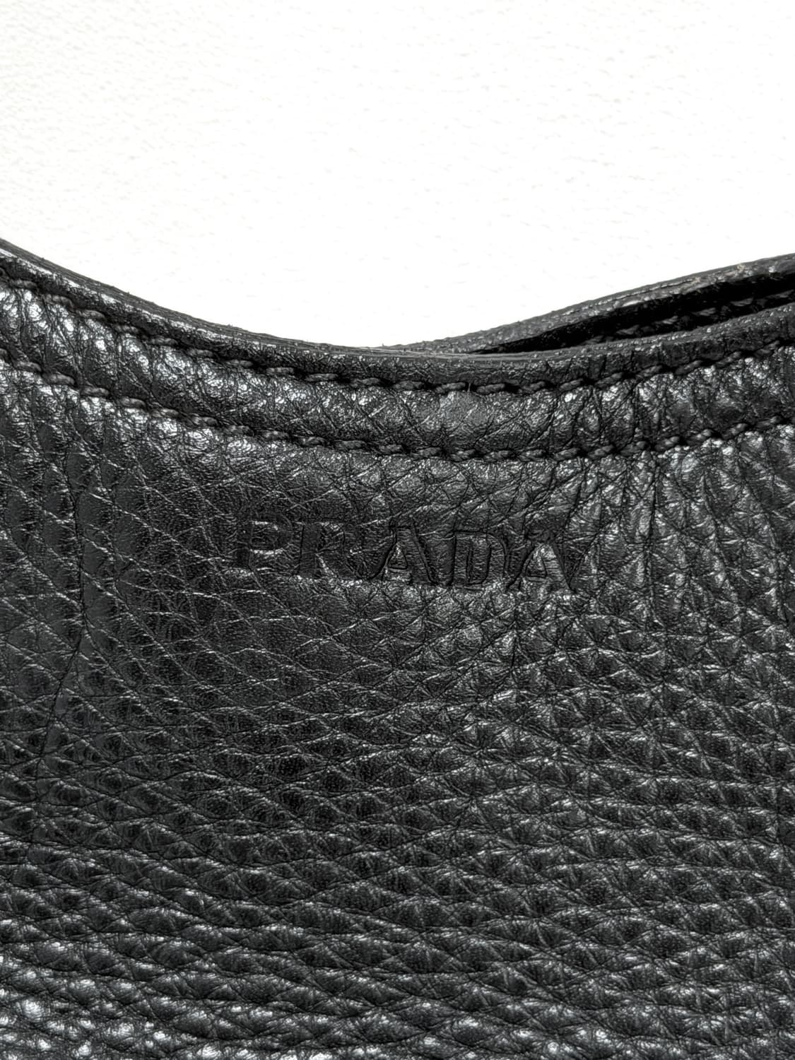 프라다 레더 숄더백 상품이미지2