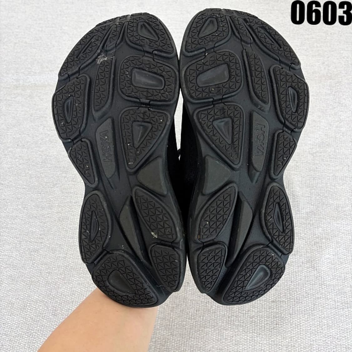 호카 오네오네 본디 8 운동화 7.5 0603 상품이미지7