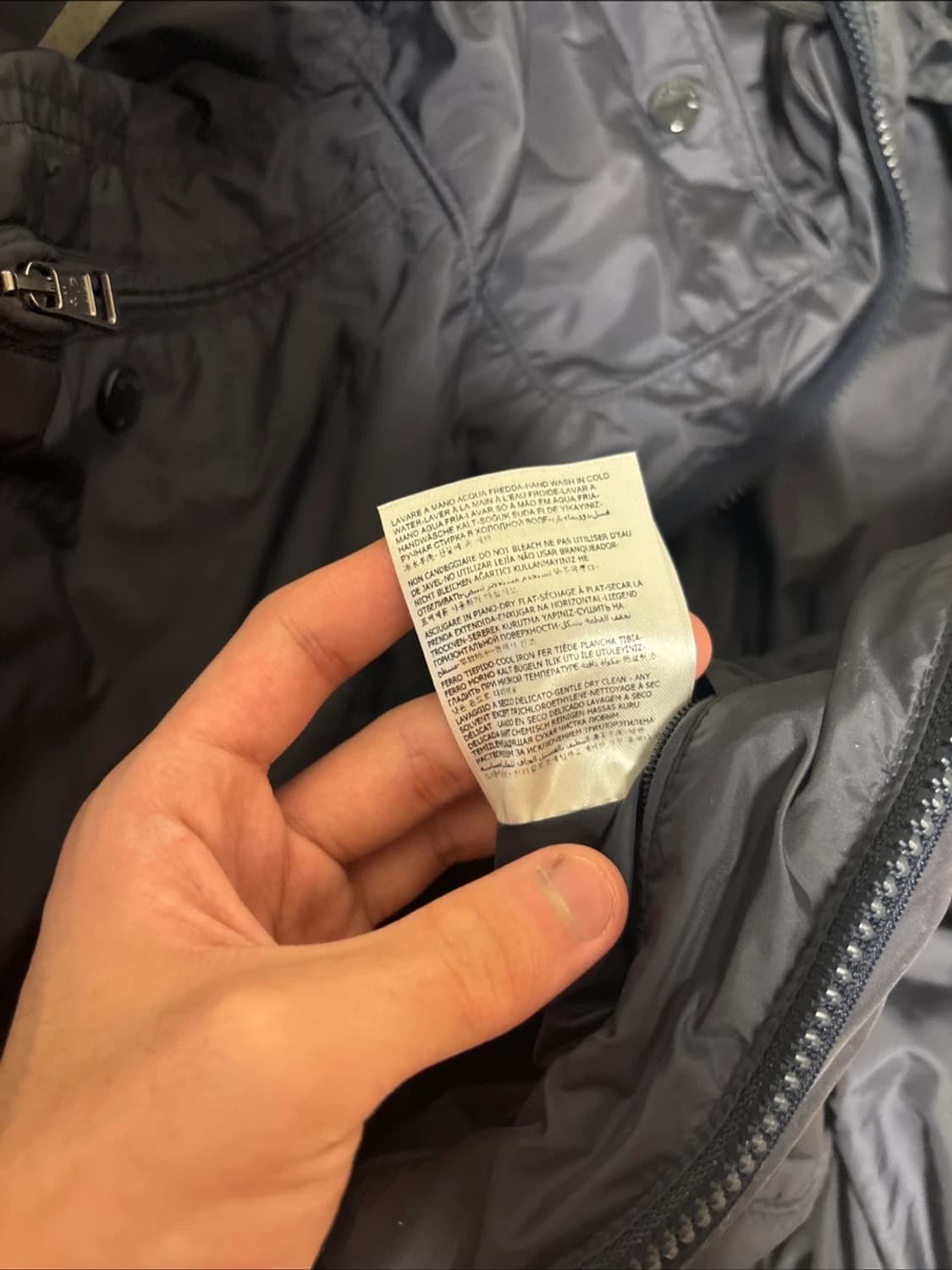 몽클레어 네이비 바람막이 상품이미지5