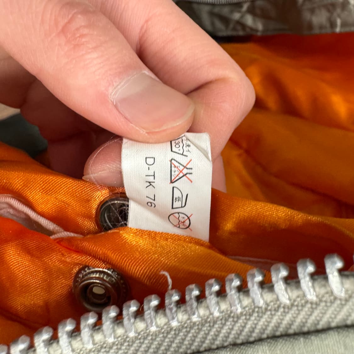 90s 크리넥스 MA-1 리버시블 봄버 자켓 후면 로고 포인트 카키 상품이미지9