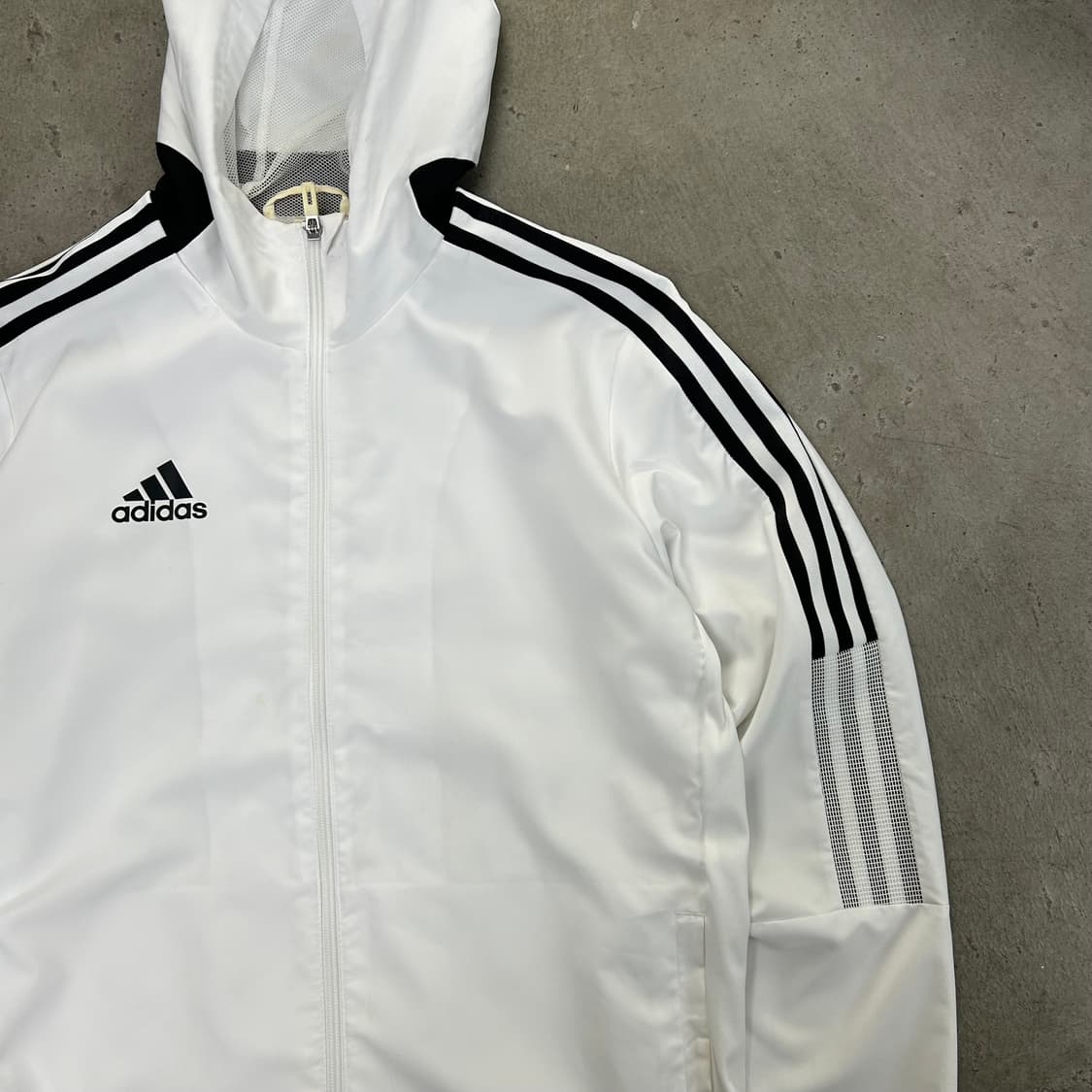 아디다스 화이트 바람막이[1500] 상품이미지3