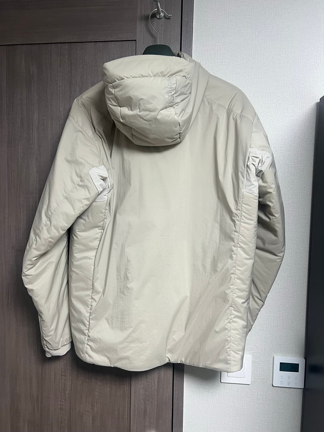 아크테릭스 아톰 헤비웨이트 룬 L 상품이미지3