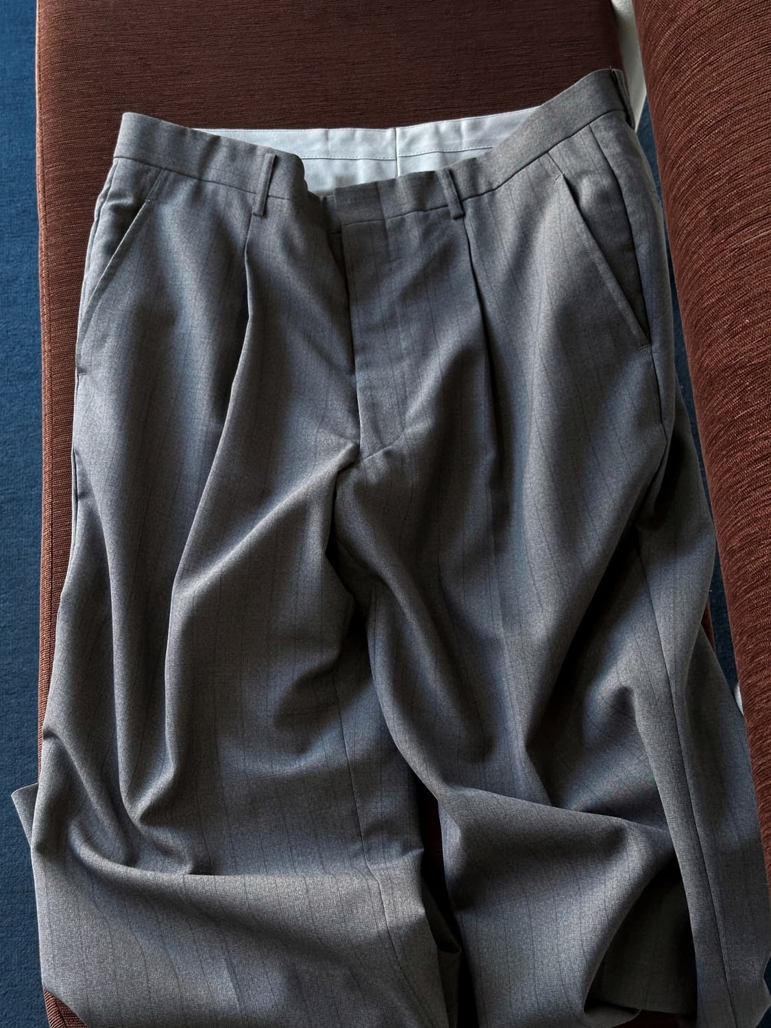 Light wool poly 1 tuck wide trousers 상품이미지1