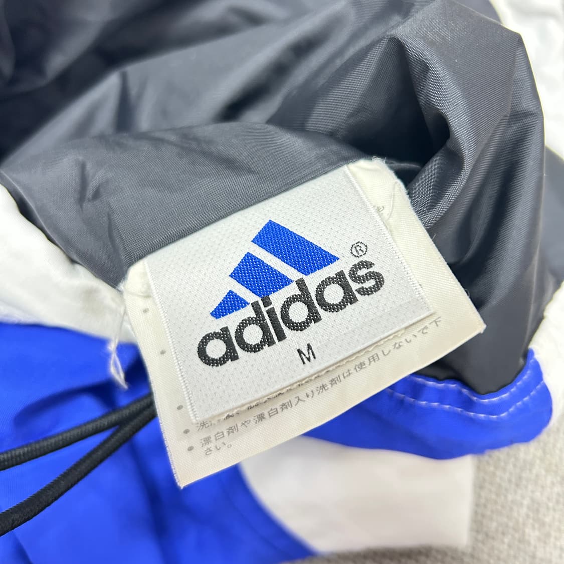 (일본판)아디다스 올드스쿨 오버핏 파이어버드 아노락(M) 상품이미지3