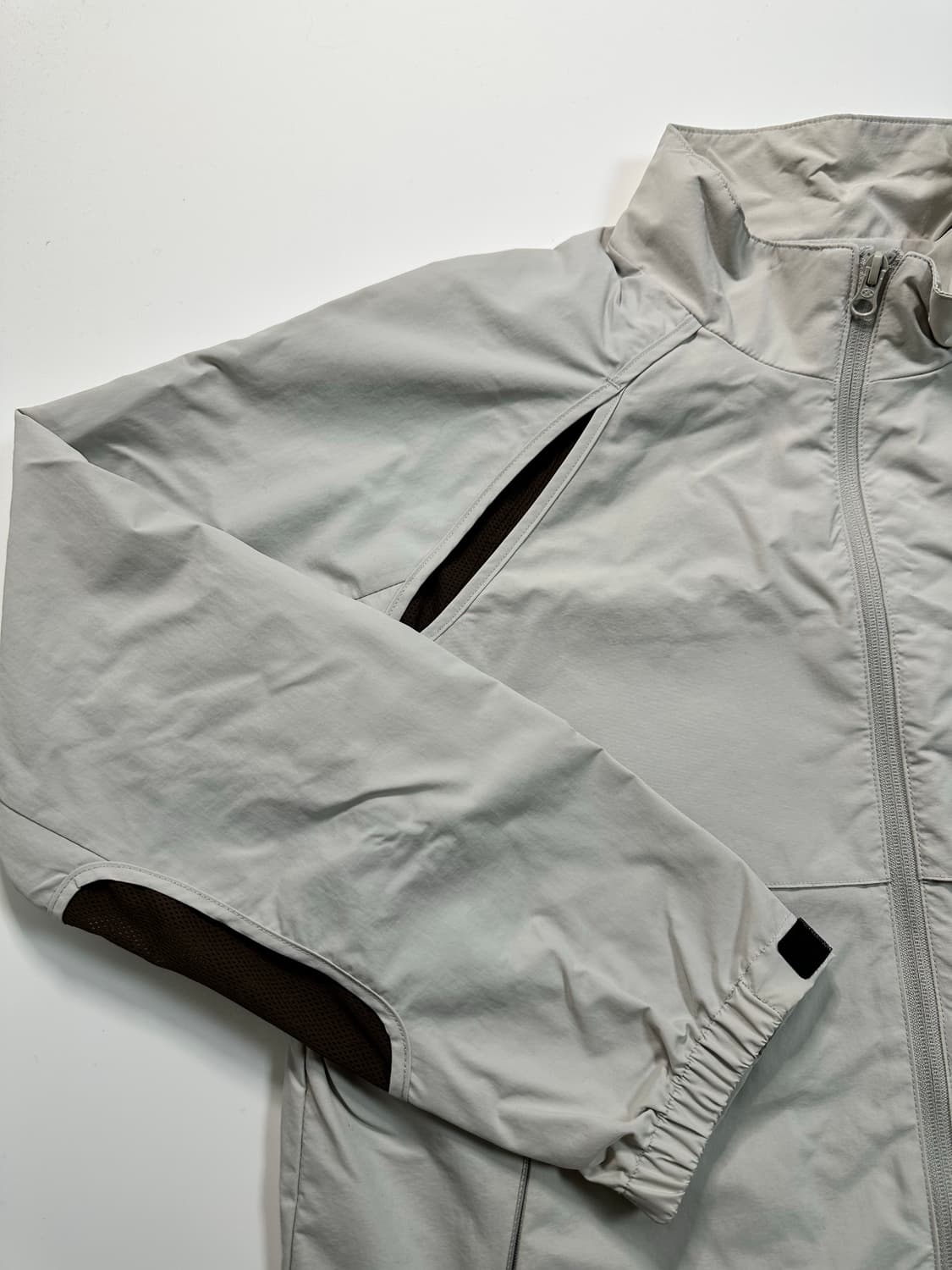 산산기어 슬래쉬 슬릿 바람막이 자켓 상품이미지2