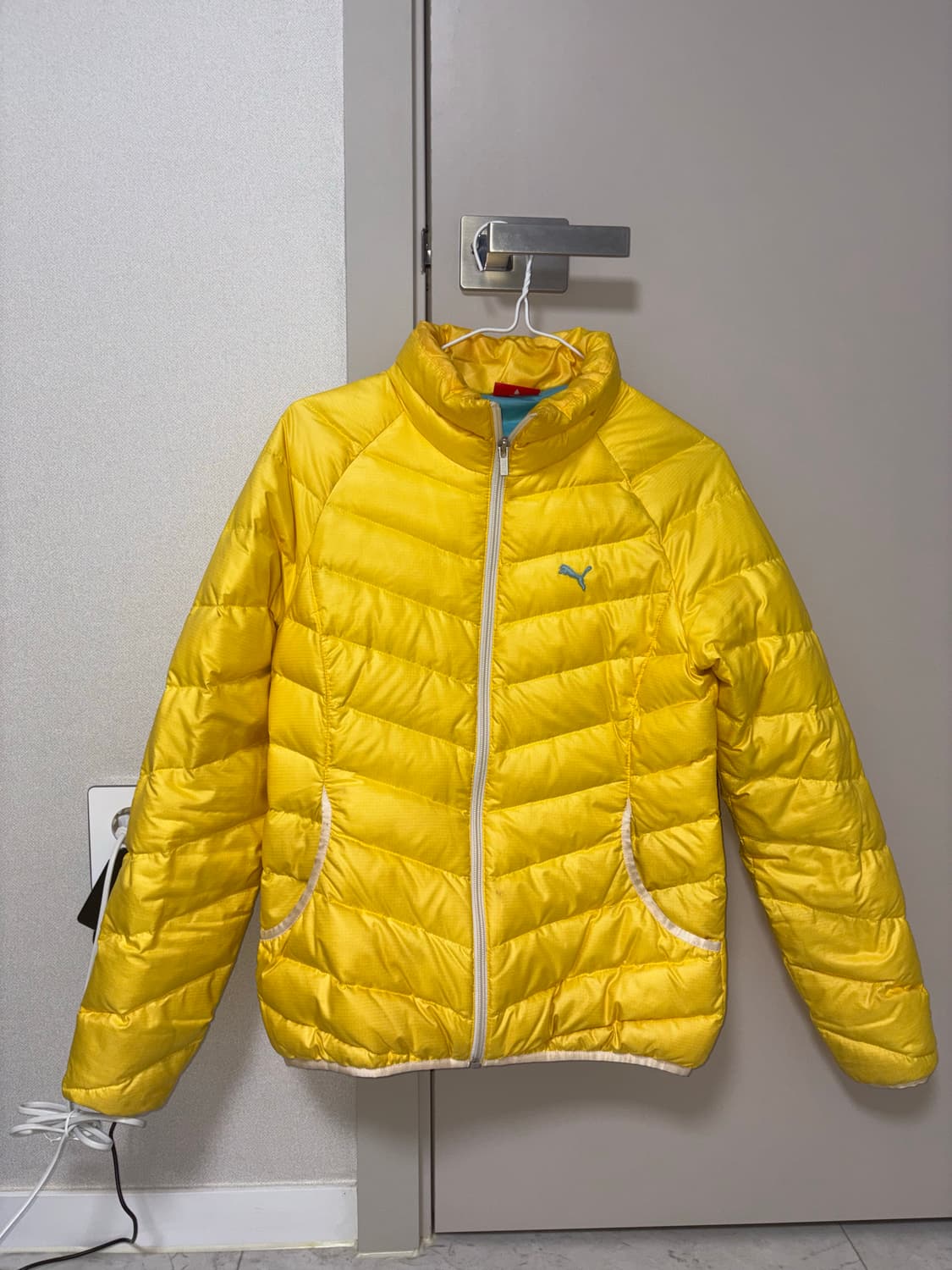 푸마 구스 경량패딩 상품이미지1