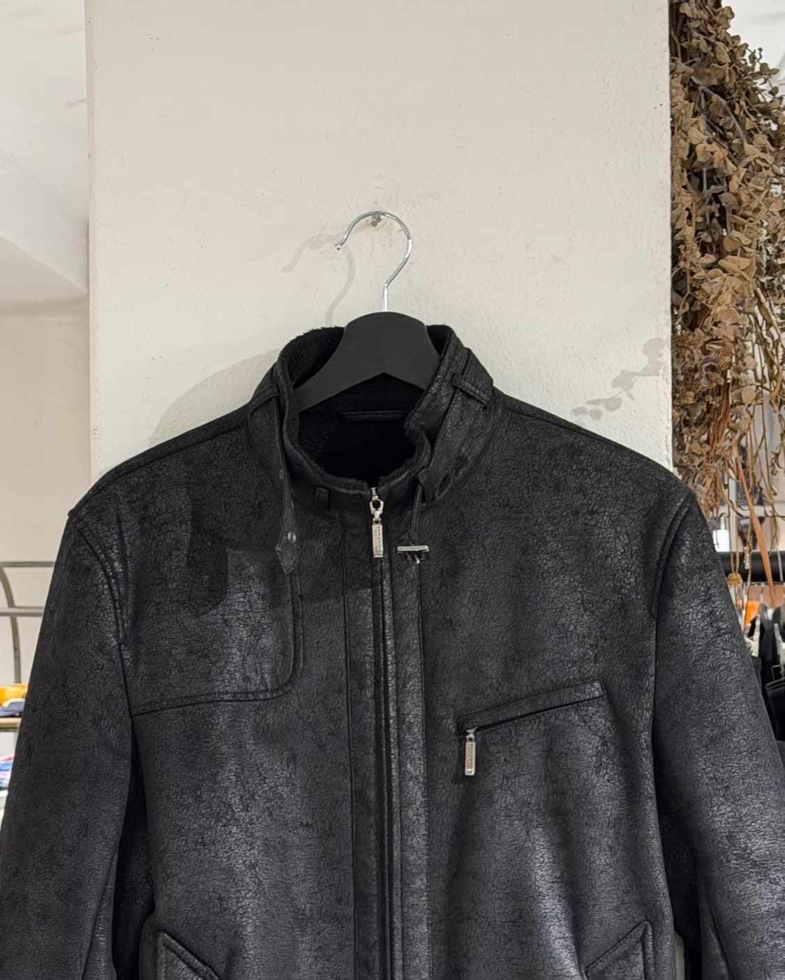 버버리 블랙라벨 블랙 라이더 무스탕 상품이미지4