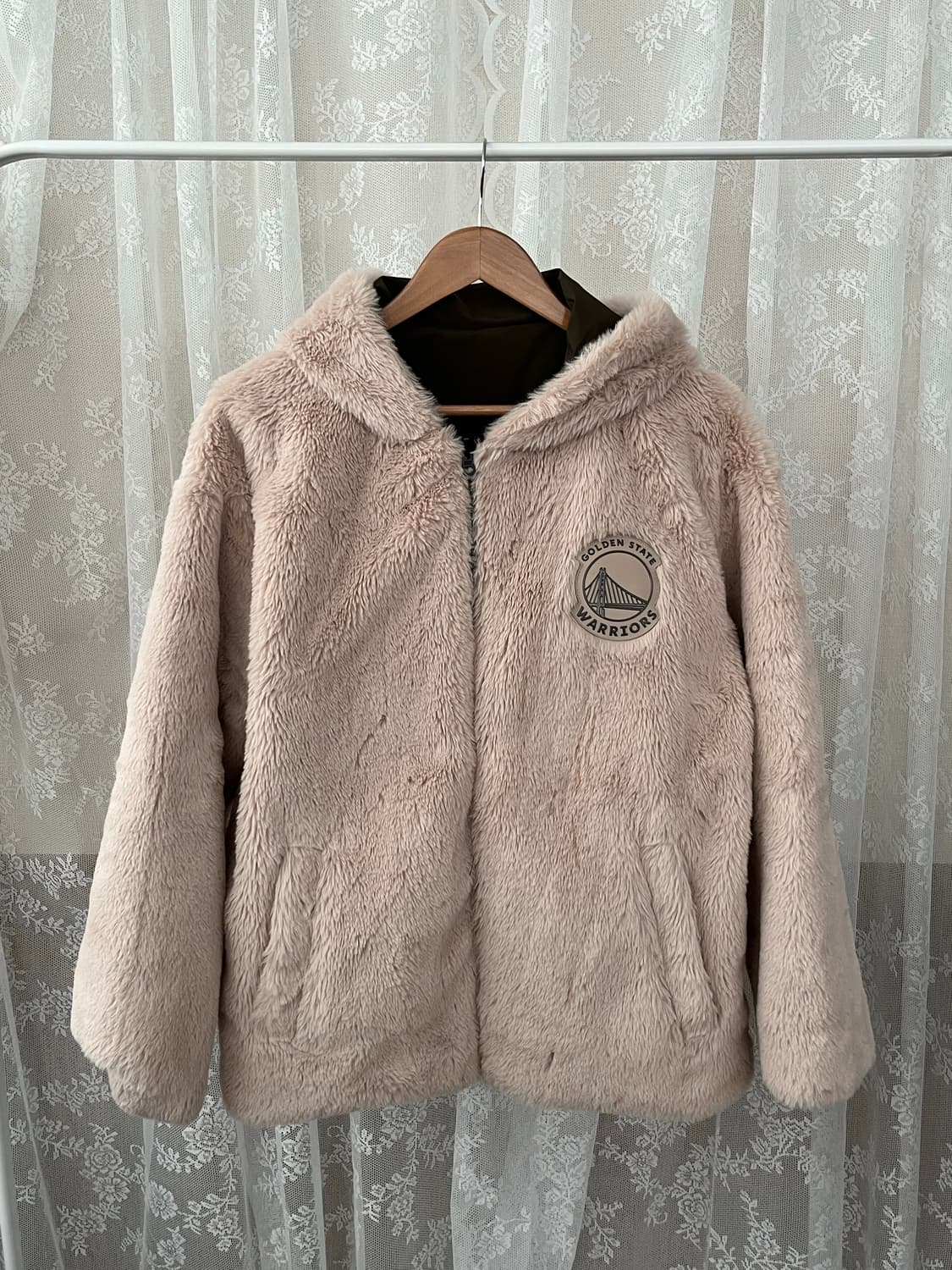 S) NBA 리버시블 퍼 자켓 카키 상품이미지4