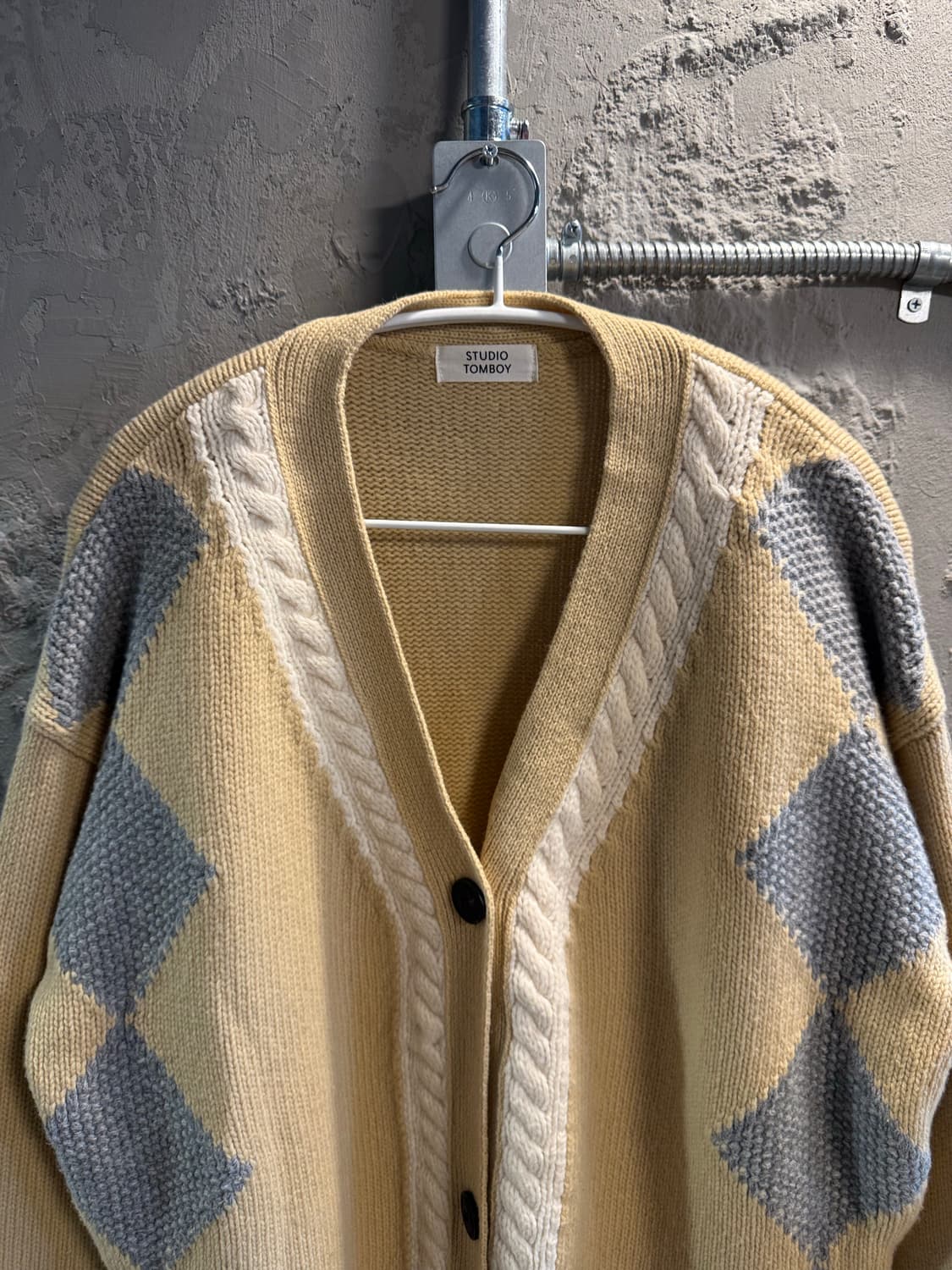 F 스튜디오톰보이 아가일 울 니트 가디건 옐로우 상품이미지4