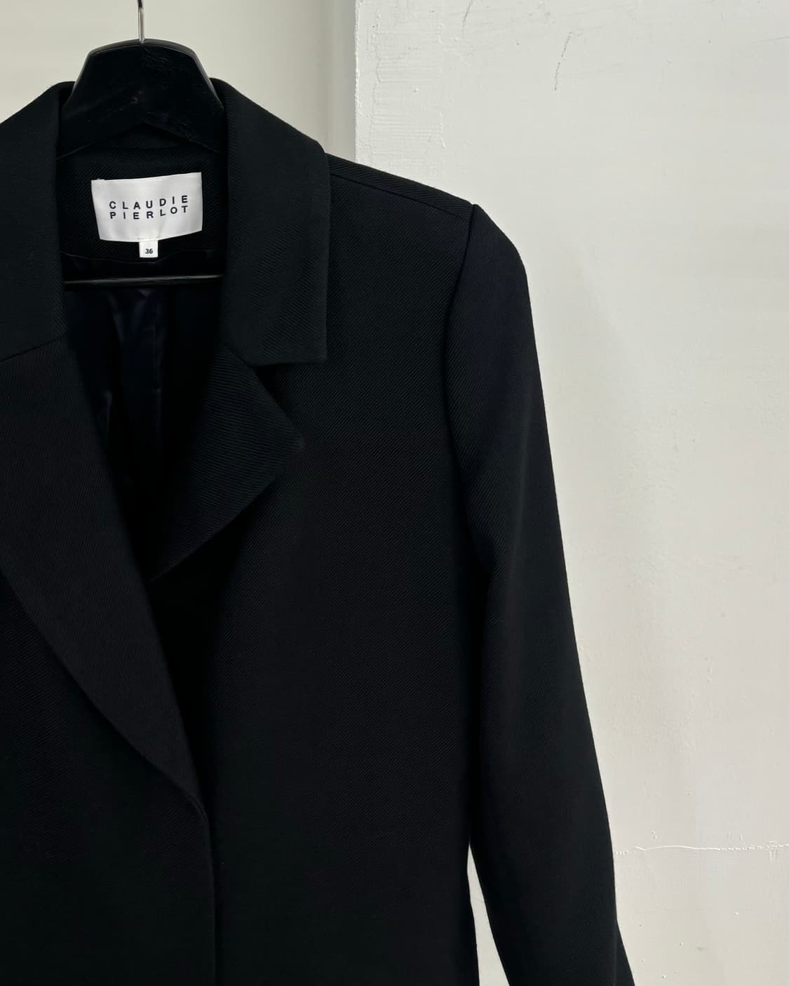 끌로디피에로 블랙 피코트 상품이미지4