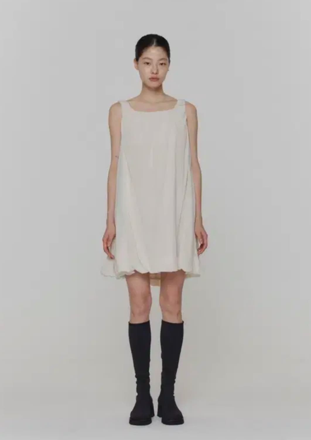 아모멘토 Sheer volume midi dress 벌룬 미디 원피스 상품이미지1