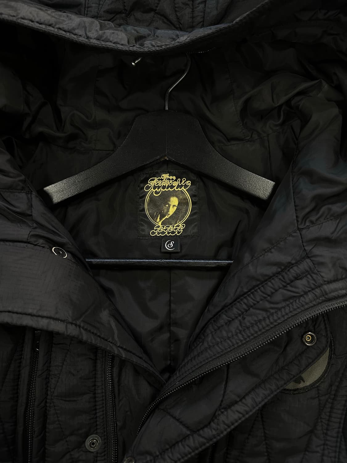 히스테릭글래머 프리마로프트 하이넥후드 퀼팅 포켓점퍼 상품이미지9